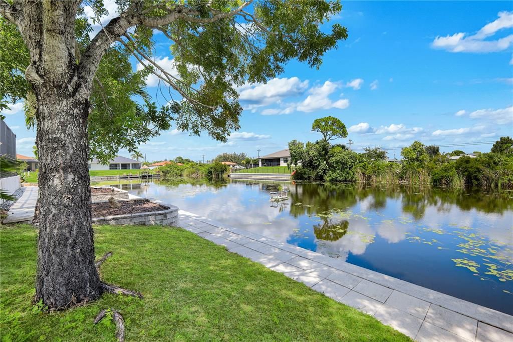 For Sale: $449,900 (3 beds, 2 baths, 2037 Square Feet)