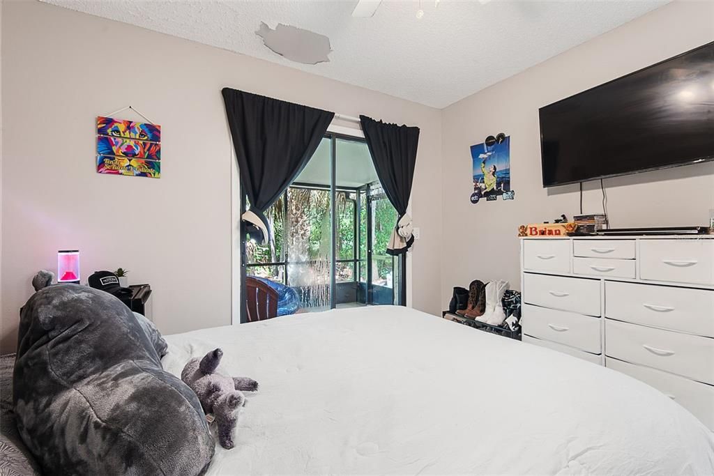 For Sale: $329,900 (4 beds, 0 baths, 1736 Square Feet)