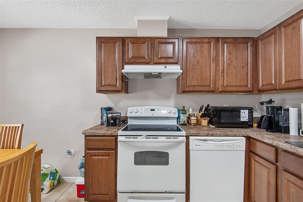 For Sale: $329,900 (4 beds, 0 baths, 1736 Square Feet)