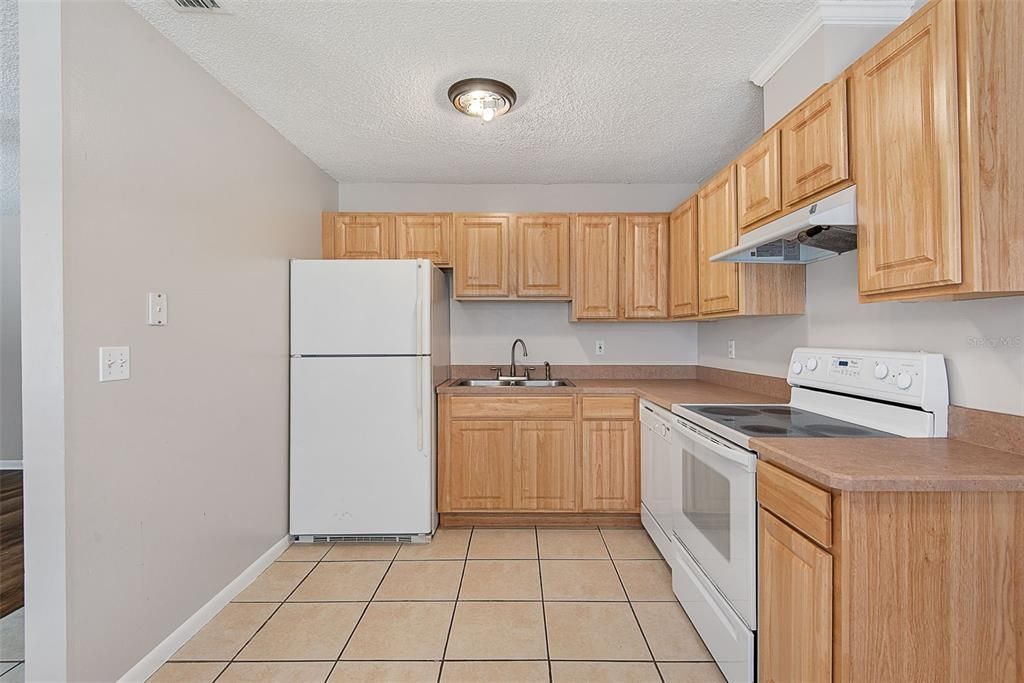 For Sale: $329,900 (4 beds, 0 baths, 1736 Square Feet)