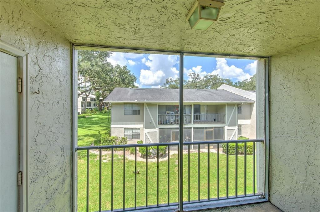 For Sale: $158,000 (2 beds, 2 baths, 1284 Square Feet)