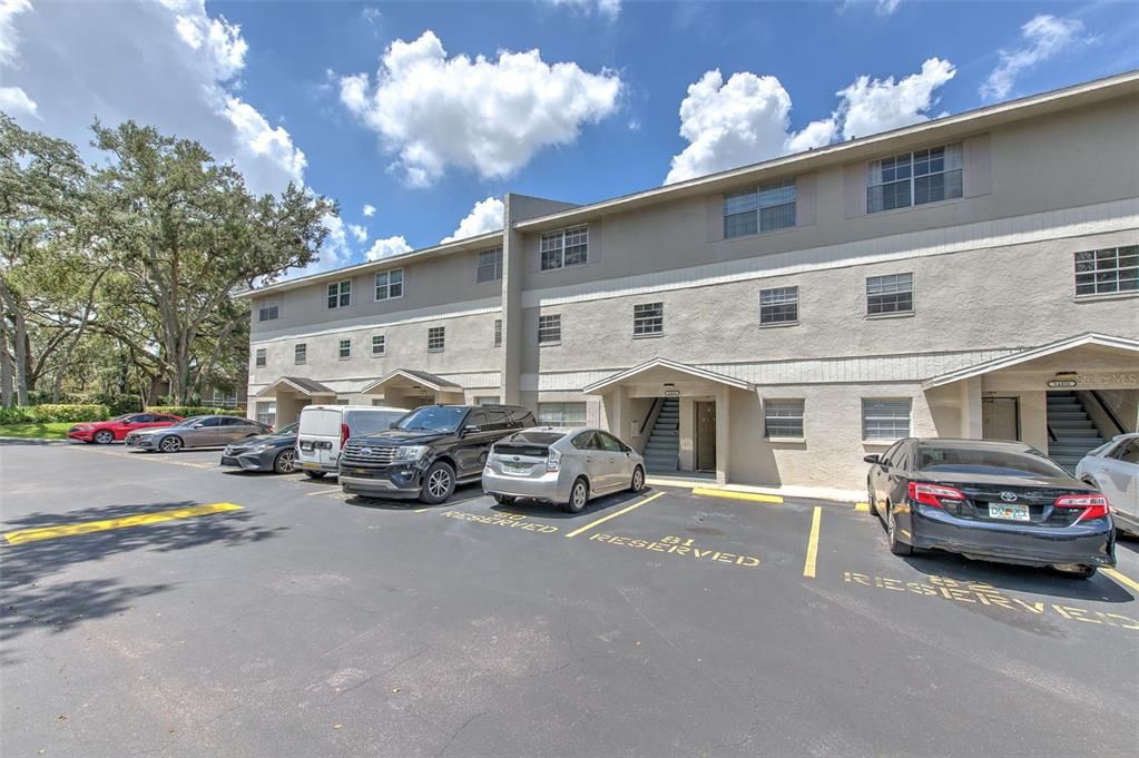 For Sale: $158,000 (2 beds, 2 baths, 1284 Square Feet)