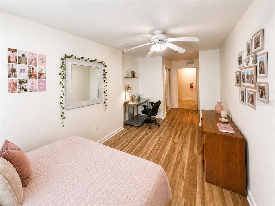 En Venta: $349,000 (4 camas, 4 baños, 1424 Pies cuadrados)