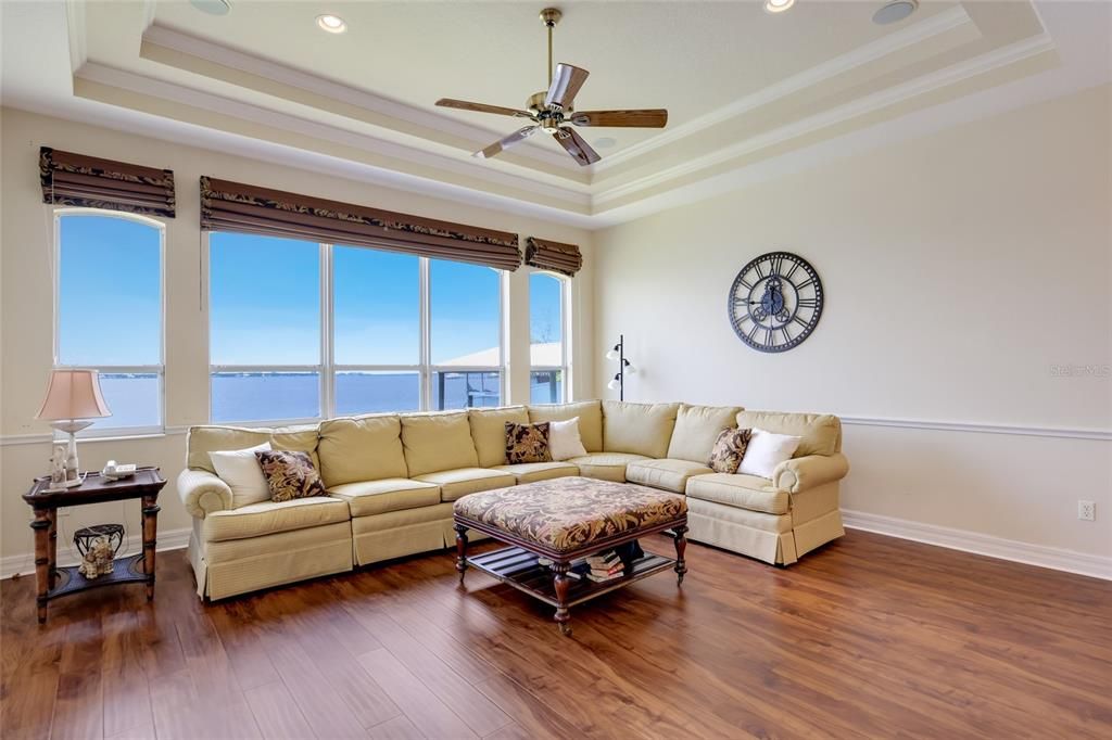 For Sale: $2,990,000 (3 beds, 3 baths, 3779 Square Feet)