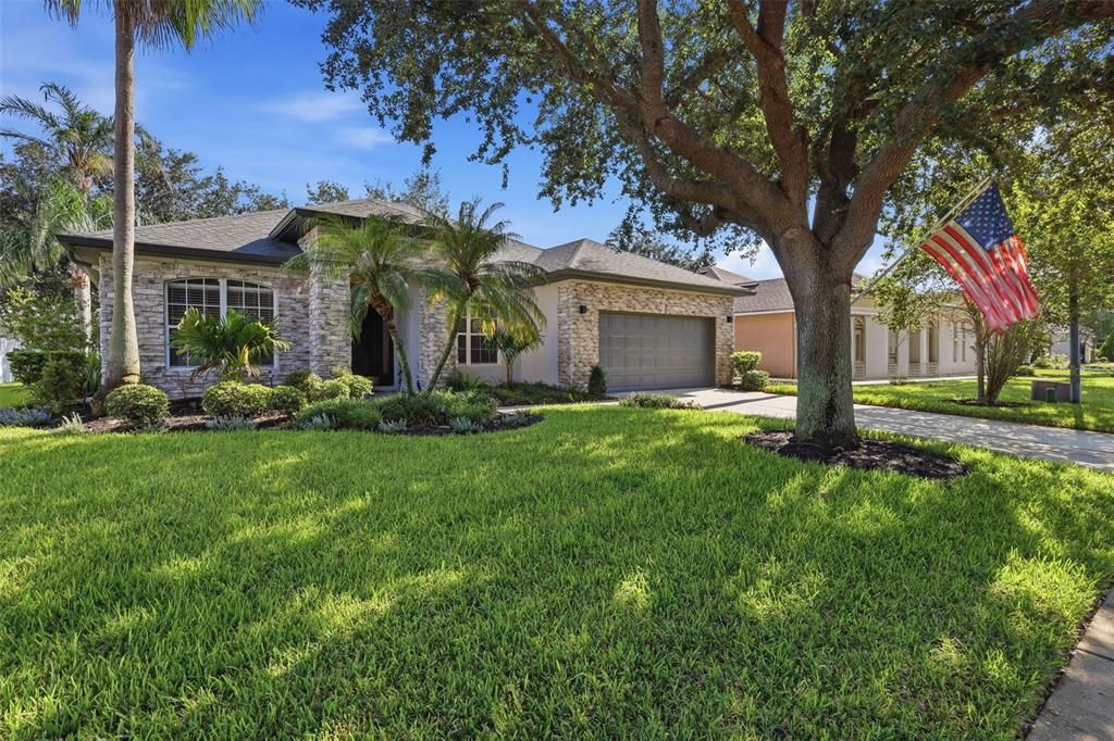 For Sale: $439,900 (4 beds, 3 baths, 2166 Square Feet)