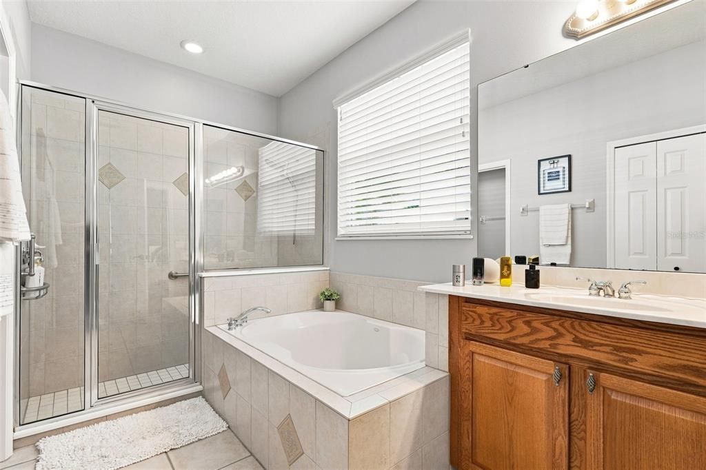 For Sale: $439,900 (4 beds, 3 baths, 2166 Square Feet)