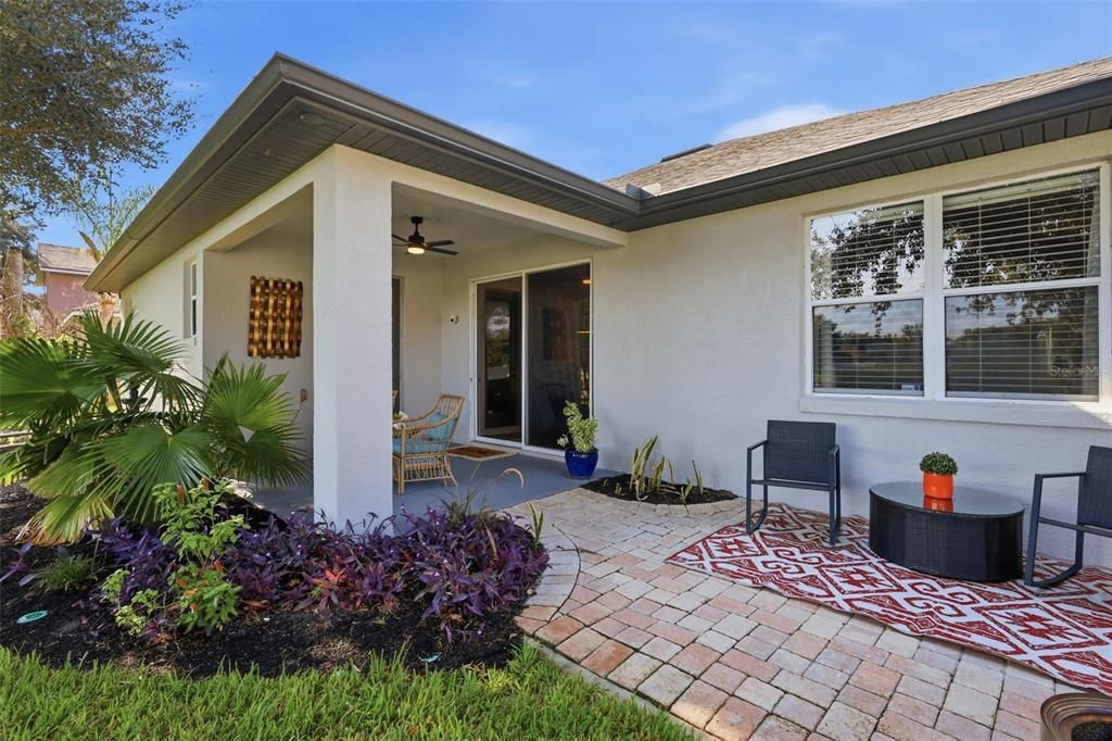 For Sale: $439,900 (4 beds, 3 baths, 2166 Square Feet)