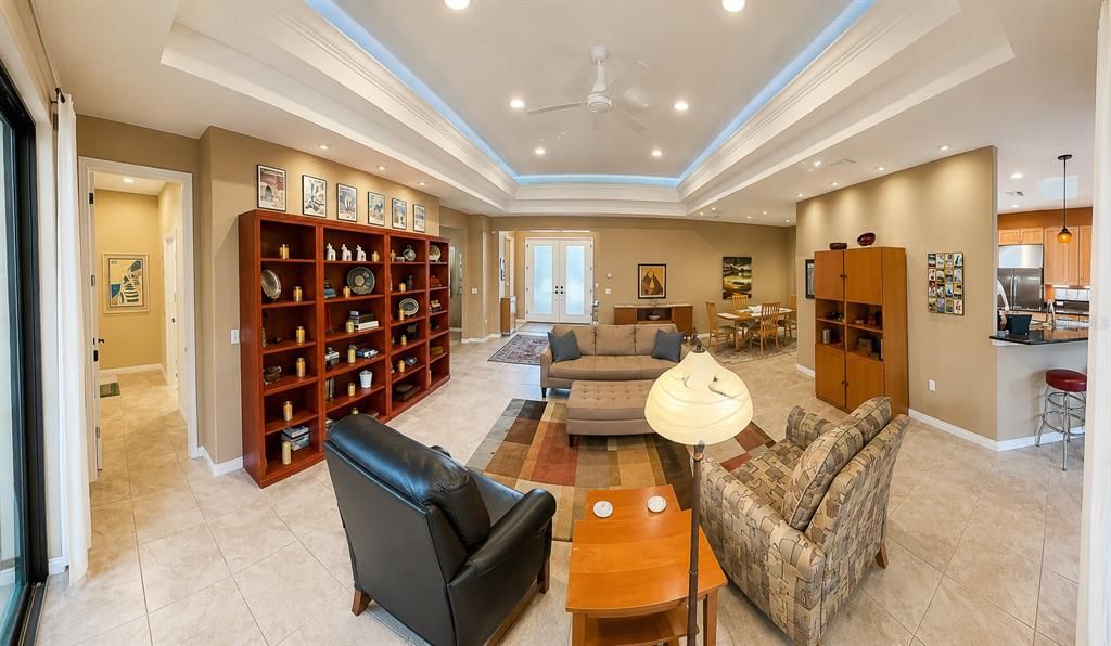 For Sale: $629,500 (2 beds, 2 baths, 2095 Square Feet)