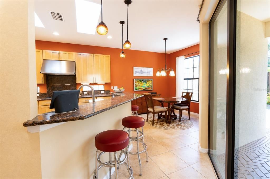 For Sale: $629,500 (2 beds, 2 baths, 2095 Square Feet)