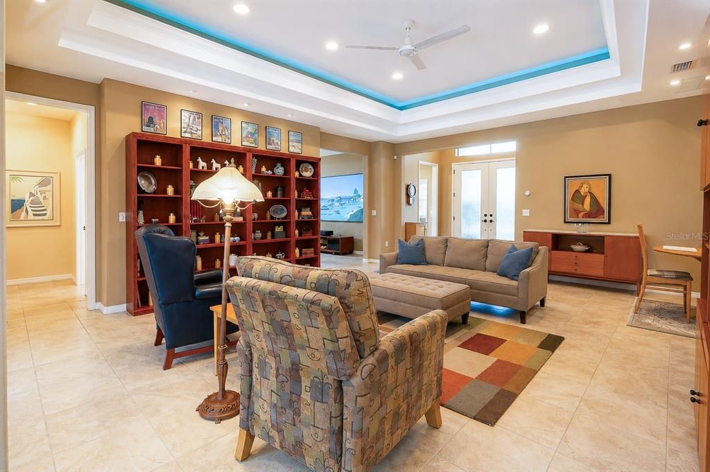 For Sale: $629,500 (2 beds, 2 baths, 2095 Square Feet)