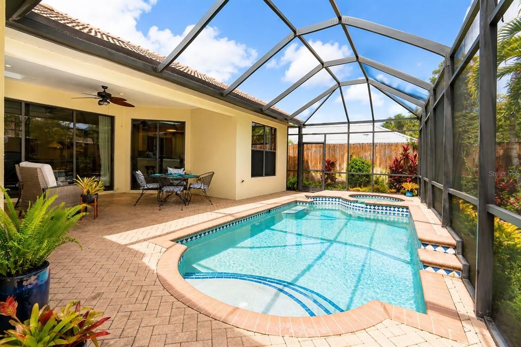 For Sale: $629,500 (2 beds, 2 baths, 2095 Square Feet)