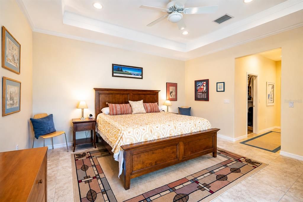 For Sale: $629,500 (2 beds, 2 baths, 2095 Square Feet)