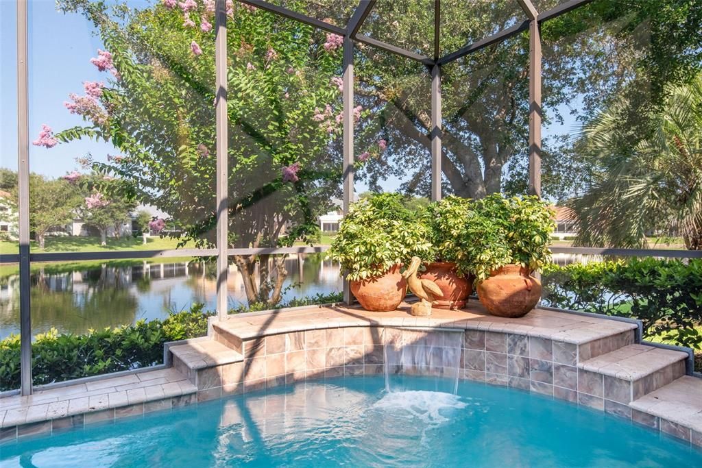 For Sale: $699,500 (5 beds, 3 baths, 2600 Square Feet)