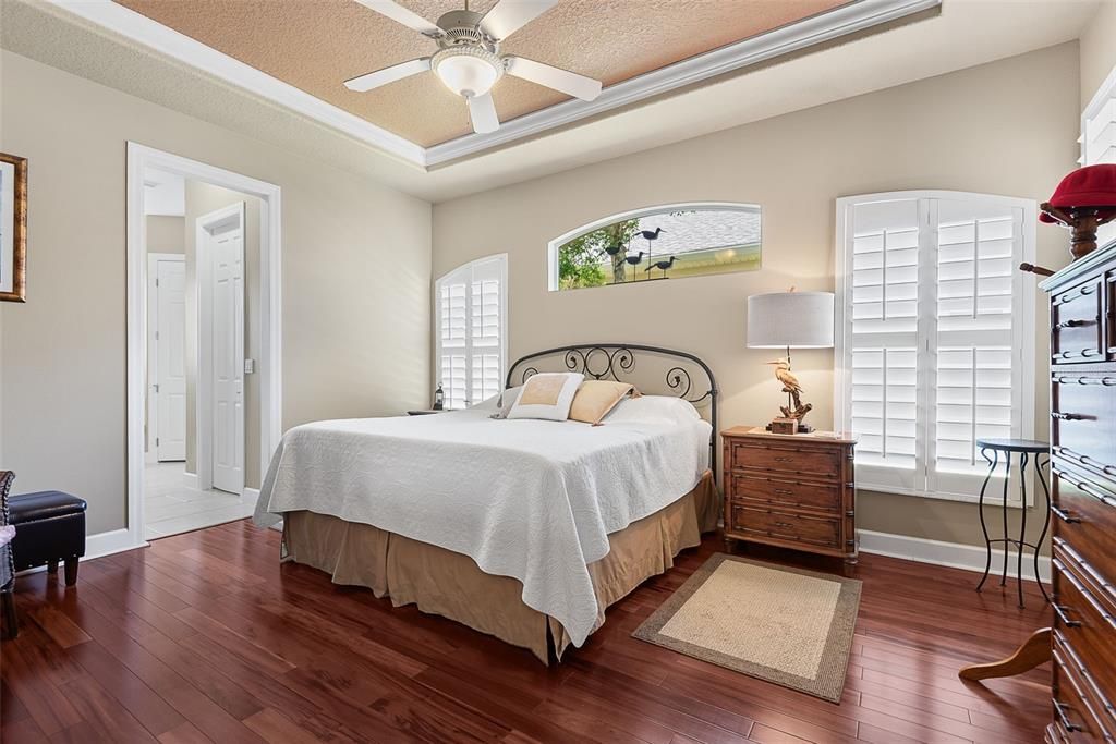 For Sale: $699,500 (5 beds, 3 baths, 2600 Square Feet)