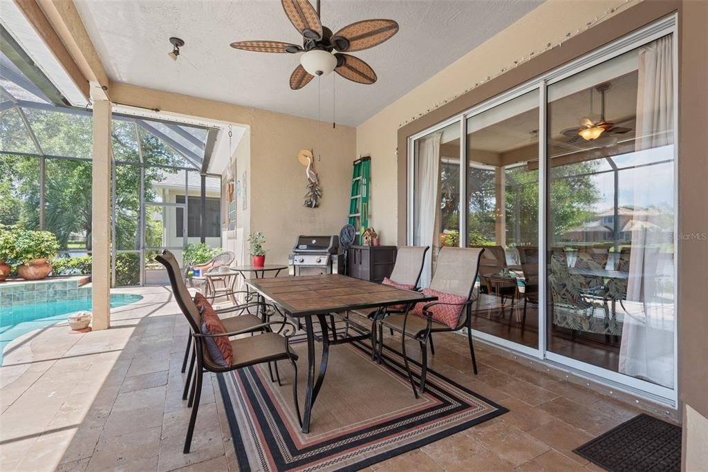 For Sale: $699,500 (5 beds, 3 baths, 2600 Square Feet)