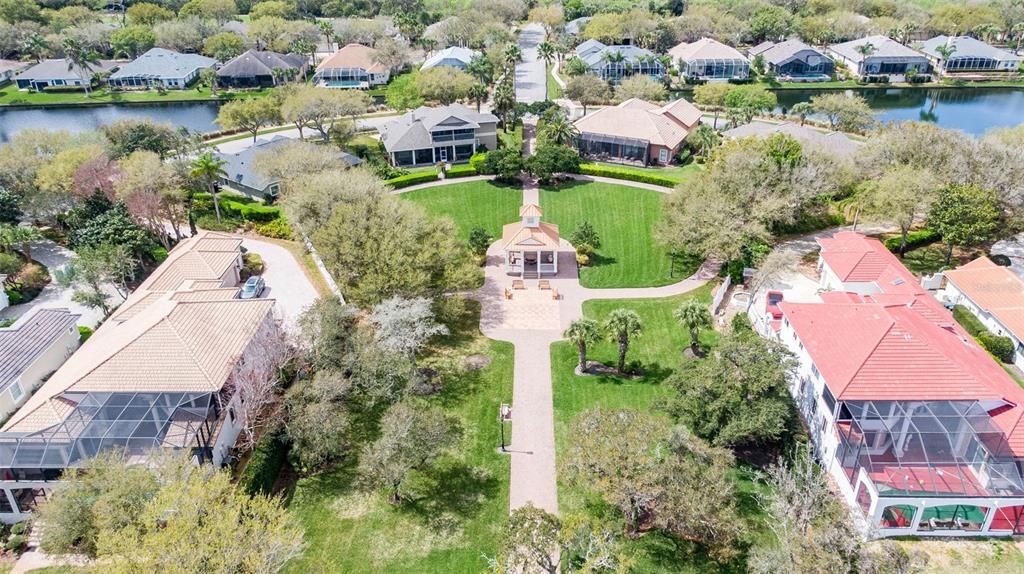 For Sale: $699,500 (5 beds, 3 baths, 2600 Square Feet)