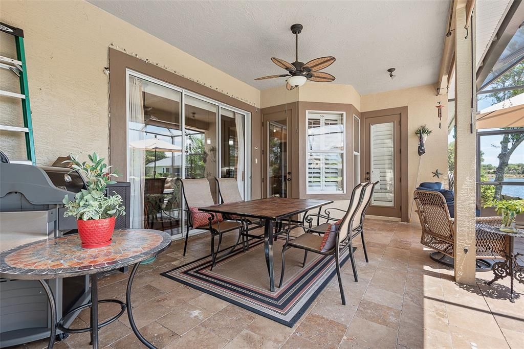 For Sale: $699,500 (5 beds, 3 baths, 2600 Square Feet)