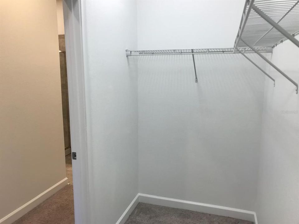 For Rent: $2,800 (4 beds, 3 baths, 2044 Square Feet)