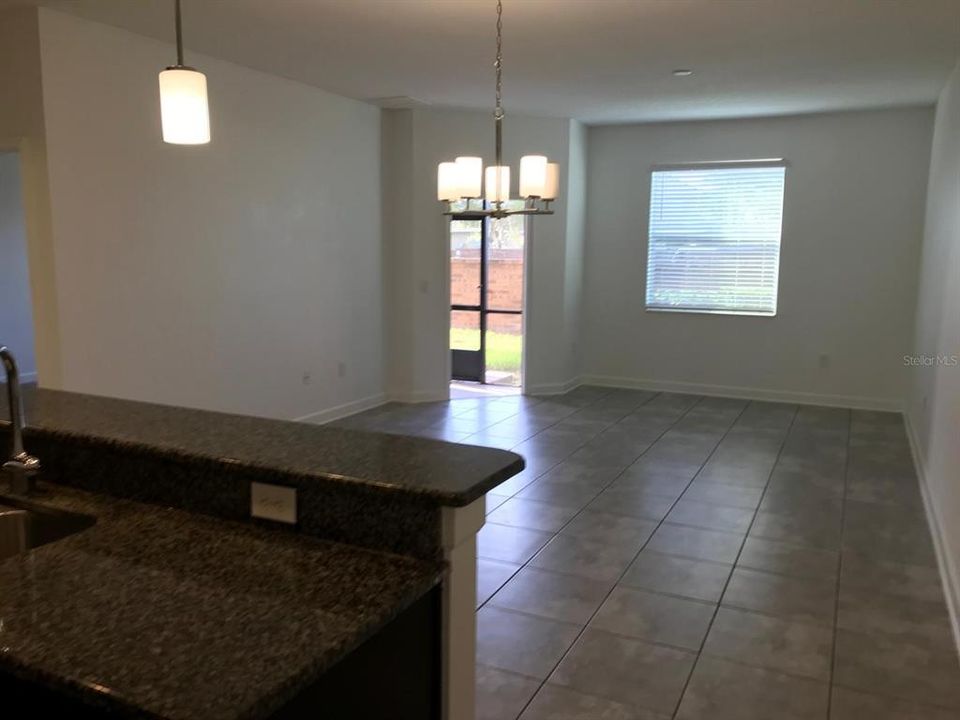 For Rent: $2,800 (4 beds, 3 baths, 2044 Square Feet)
