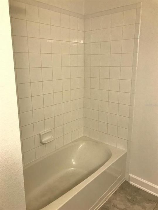 For Rent: $2,800 (4 beds, 3 baths, 2044 Square Feet)
