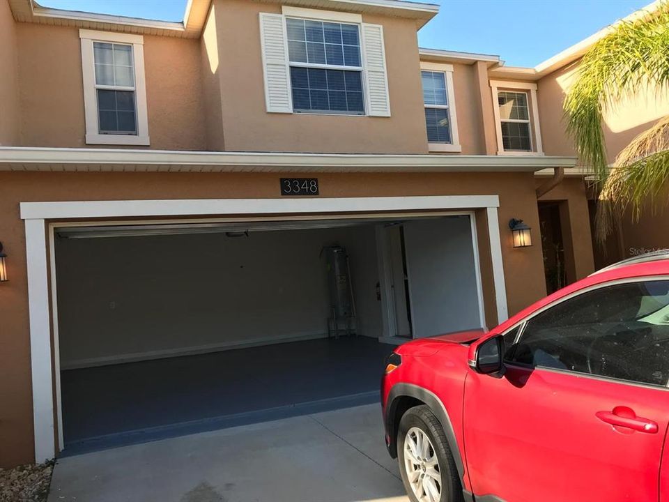 For Rent: $2,800 (4 beds, 3 baths, 2044 Square Feet)