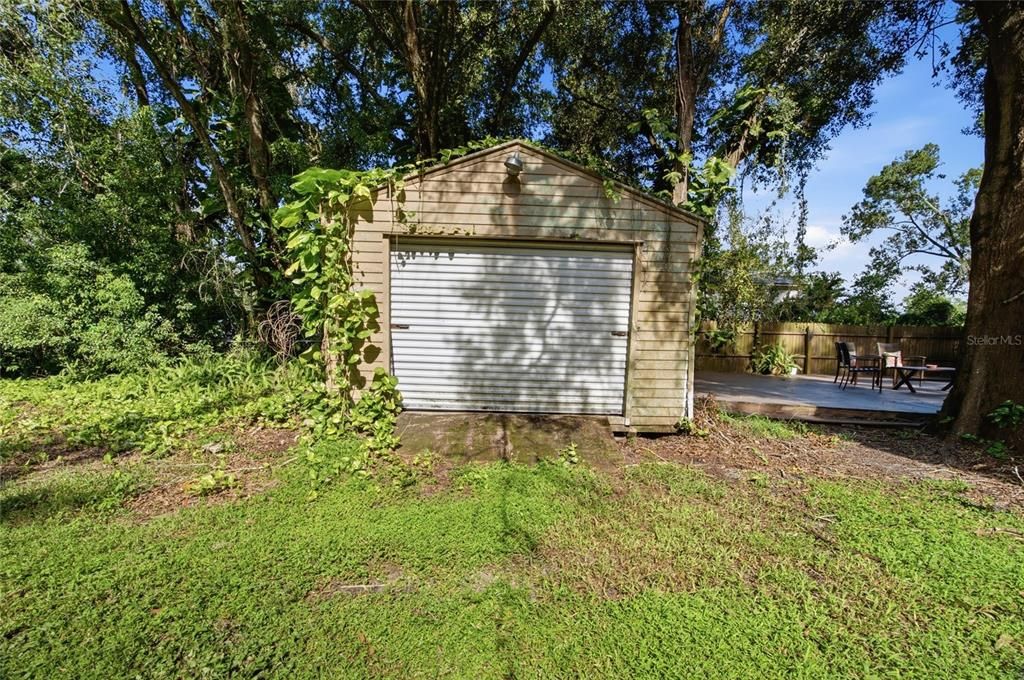 For Sale: $489,000 (3 beds, 2 baths, 2022 Square Feet)