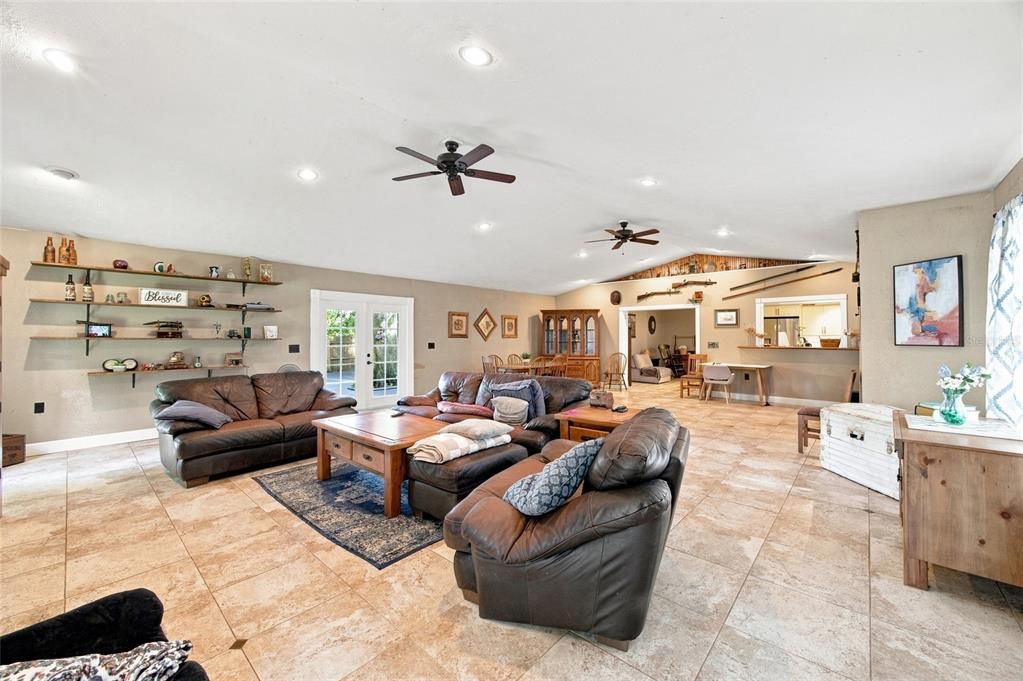 For Sale: $489,000 (3 beds, 2 baths, 2022 Square Feet)