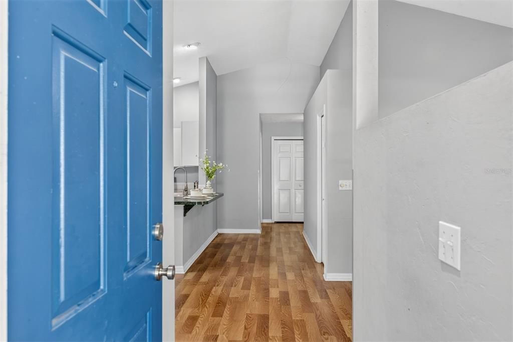 For Rent: $1,700 (3 beds, 2 baths, 1158 Square Feet)