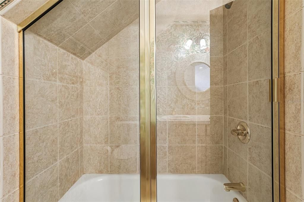 На продажу: $899,900 (4 спален, 4 ванн, 3931 Квадратных фут)