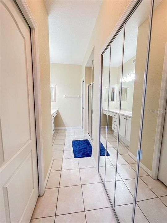 For Rent: $4,250 (3 beds, 2 baths, 1383 Square Feet)