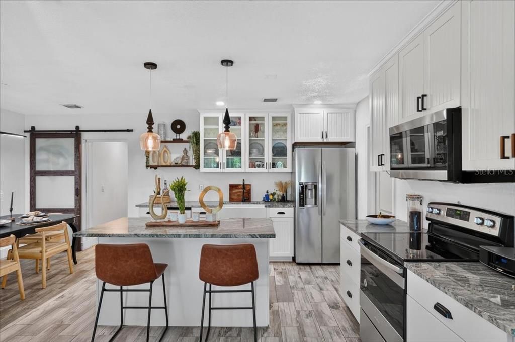 For Sale: $360,000 (4 beds, 2 baths, 1557 Square Feet)