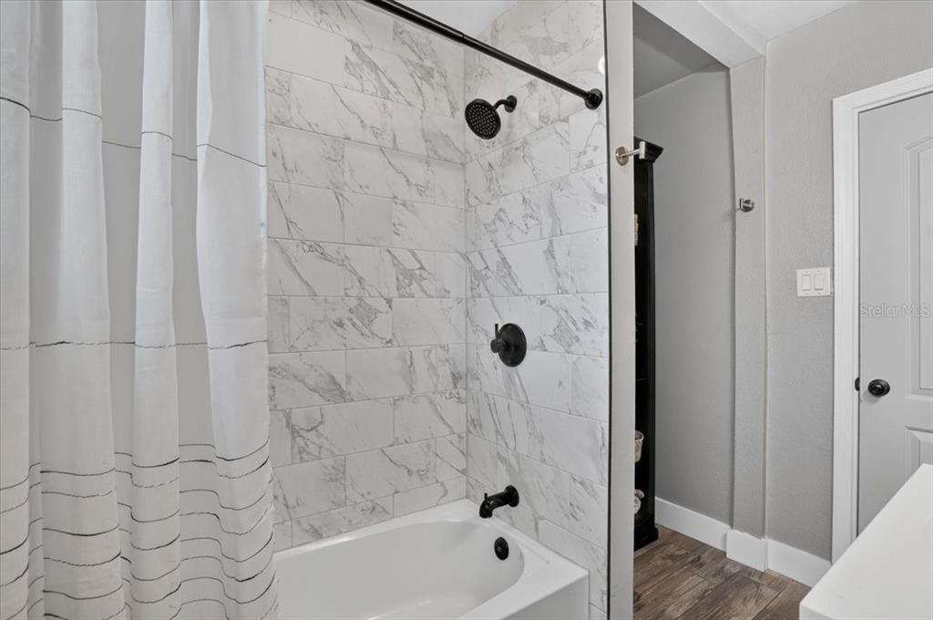 For Sale: $360,000 (4 beds, 2 baths, 1557 Square Feet)
