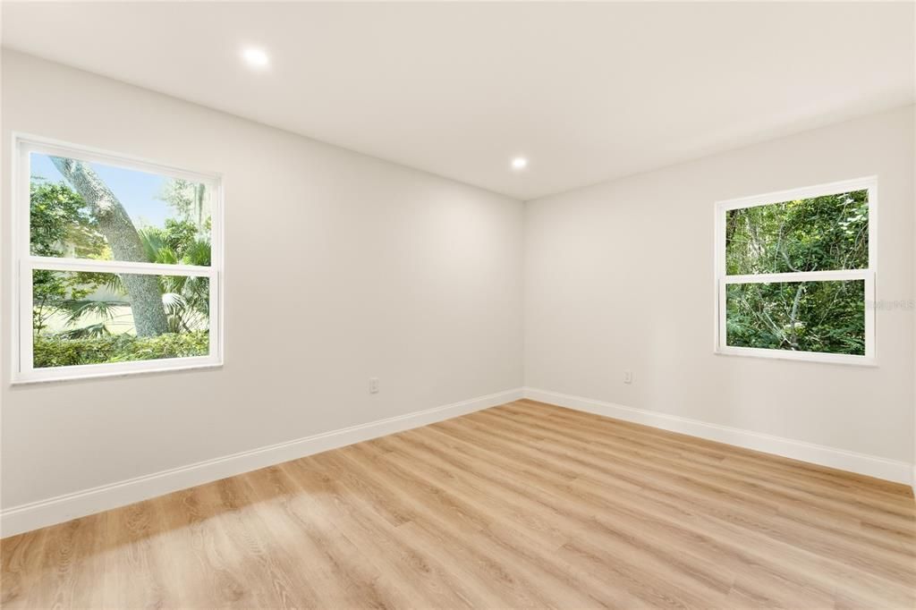 For Sale: $798,911 (4 beds, 2 baths, 2300 Square Feet)