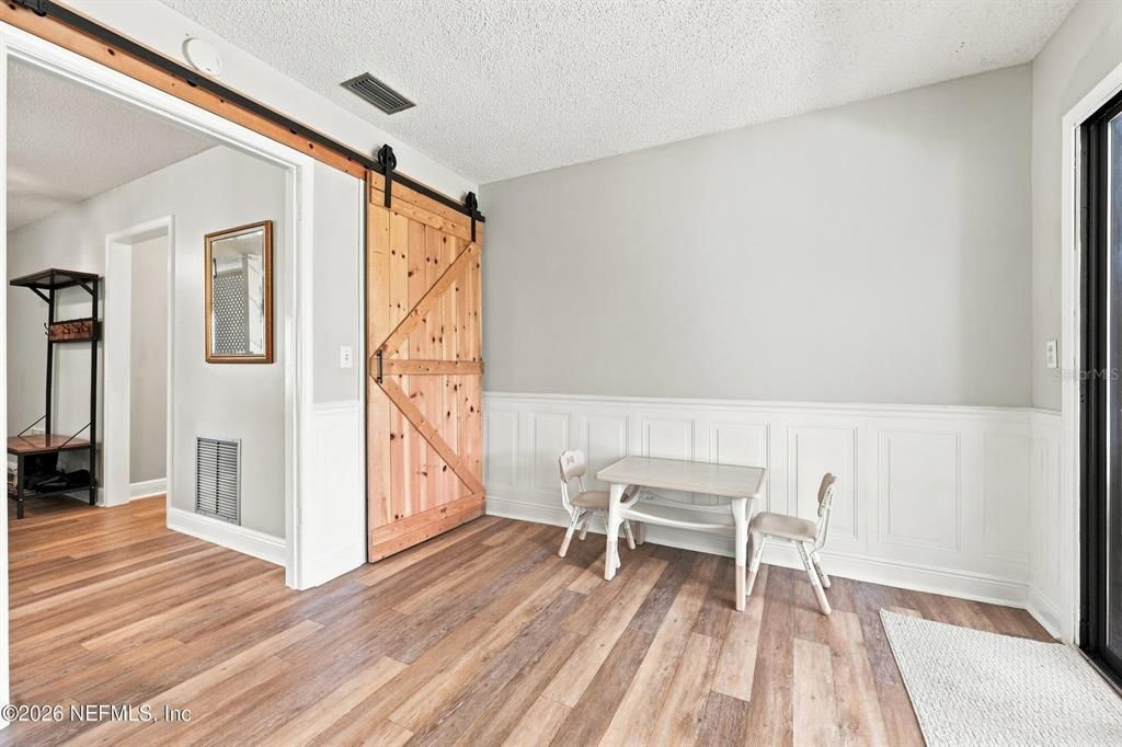 For Sale: $415,000 (3 beds, 2 baths, 1813 Square Feet)