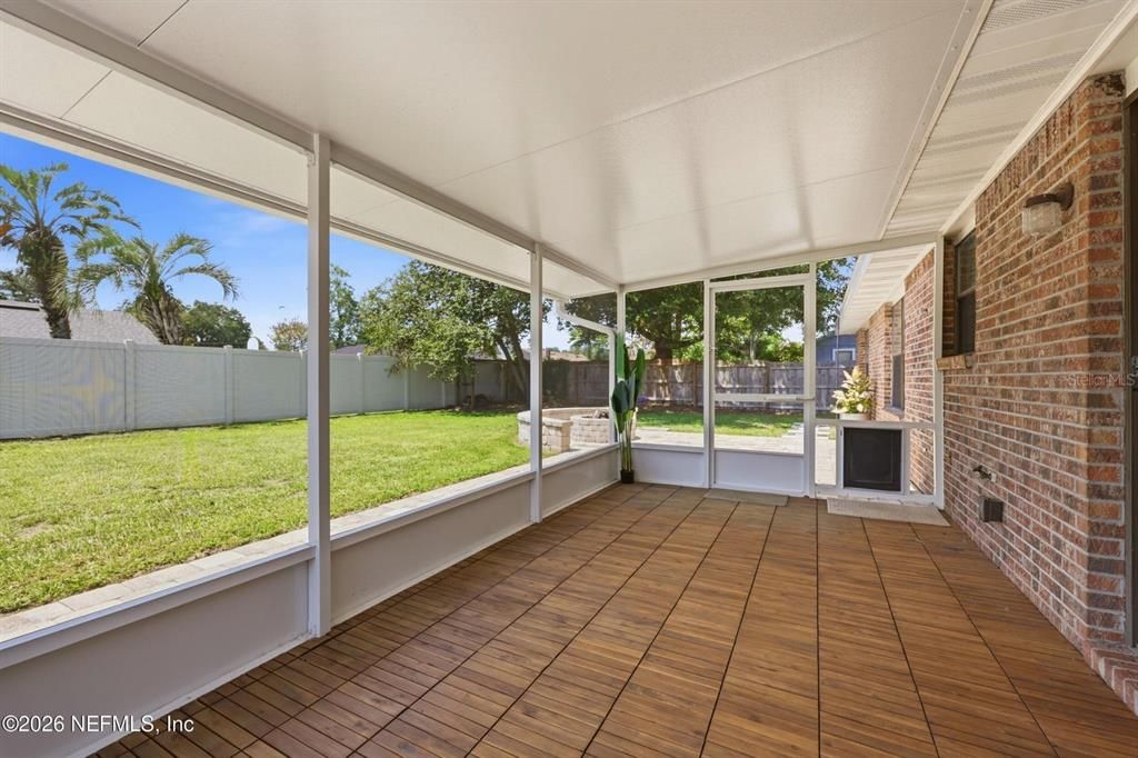For Sale: $415,000 (3 beds, 2 baths, 1813 Square Feet)