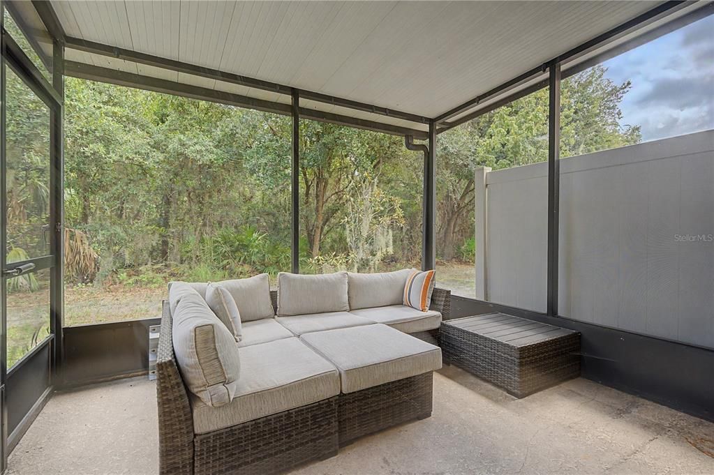 For Sale: $249,900 (3 beds, 2 baths, 1400 Square Feet)