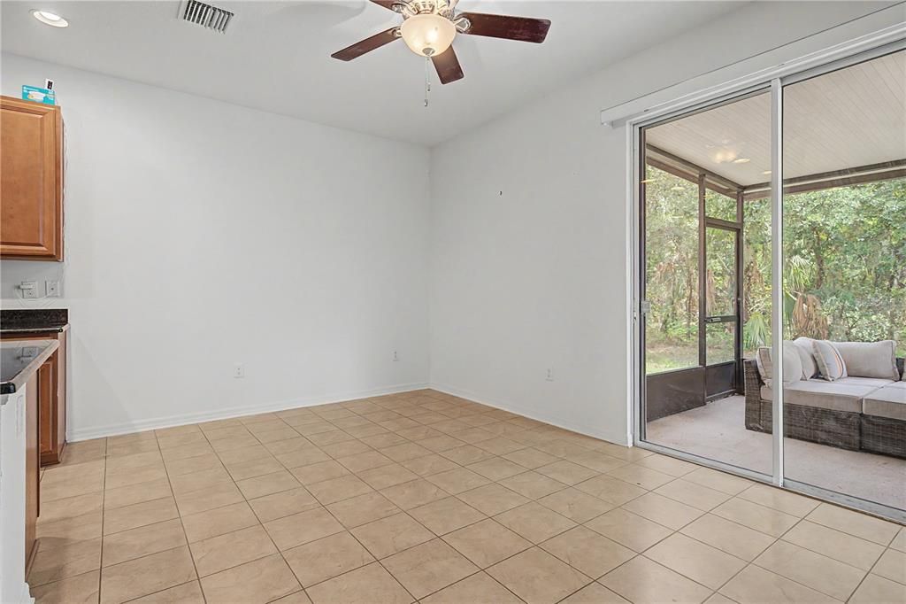 For Sale: $249,900 (3 beds, 2 baths, 1400 Square Feet)