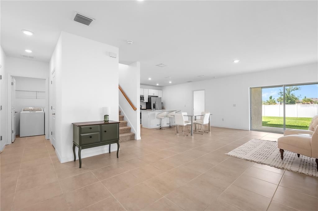 For Sale: $409,000 (5 beds, 3 baths, 2530 Square Feet)