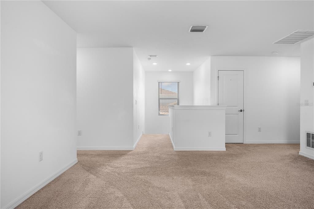 For Sale: $409,000 (5 beds, 3 baths, 2530 Square Feet)
