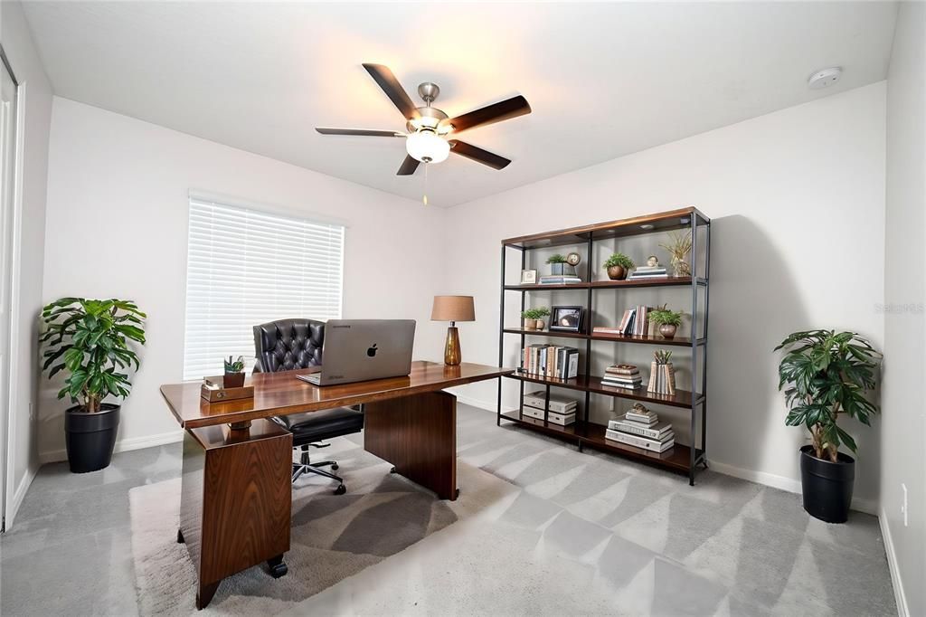 For Rent: $2,260 (4 beds, 2 baths, 1815 Square Feet)