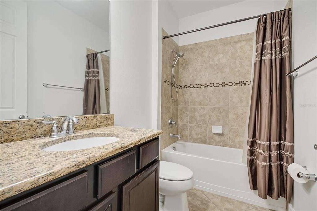 For Sale: $619,900 (3 beds, 2 baths, 1946 Square Feet)