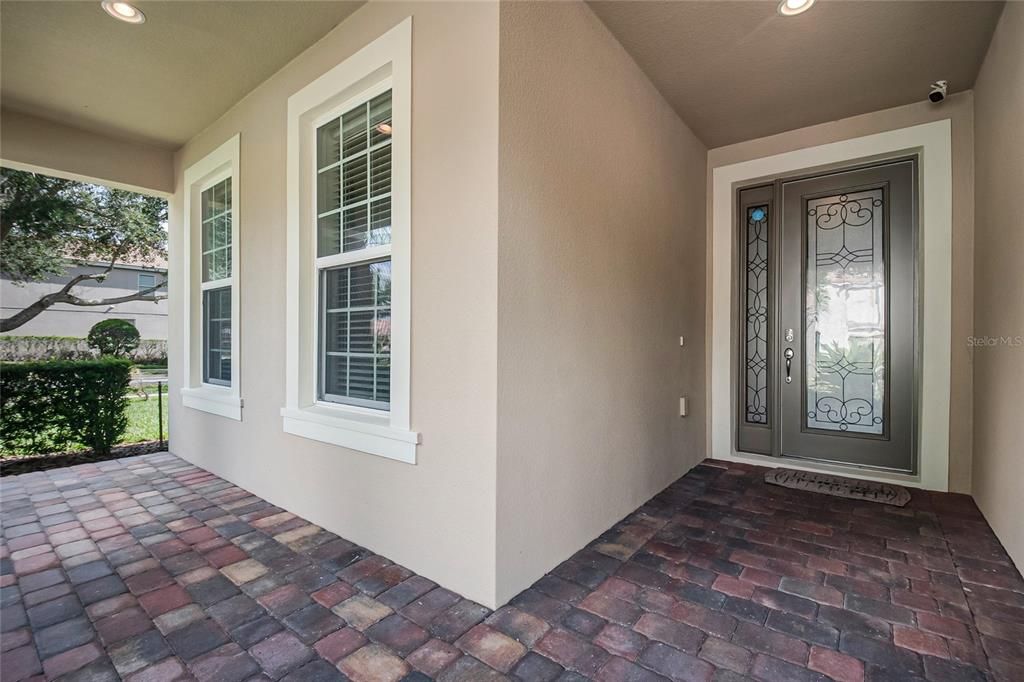 For Sale: $619,900 (3 beds, 2 baths, 1946 Square Feet)
