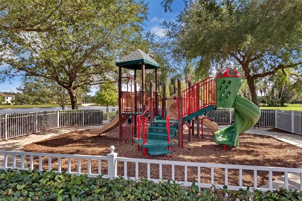 For Sale: $619,900 (3 beds, 2 baths, 1946 Square Feet)