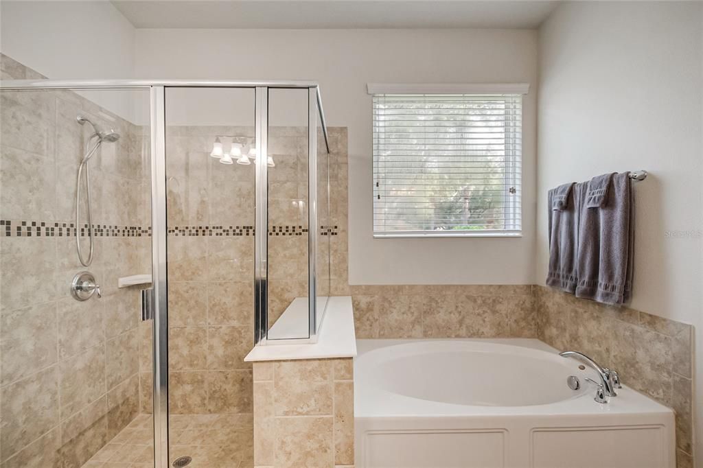 For Sale: $619,900 (3 beds, 2 baths, 1946 Square Feet)