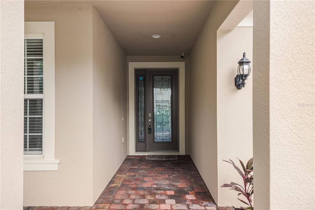 For Sale: $619,900 (3 beds, 2 baths, 1946 Square Feet)