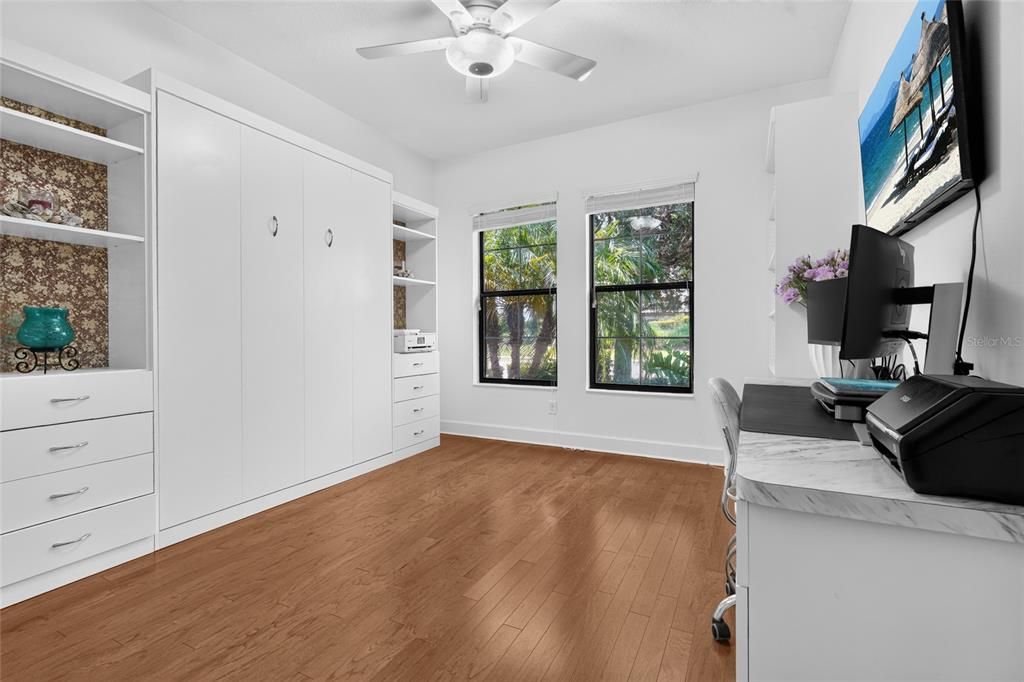 For Sale: $729,900 (3 beds, 3 baths, 2307 Square Feet)