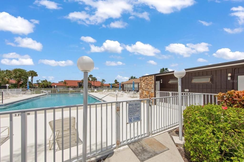 For Sale: $175,000 (2 beds, 2 baths, 1280 Square Feet)