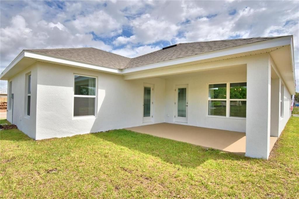 For Sale: $302,000 (3 beds, 2 baths, 1970 Square Feet)
