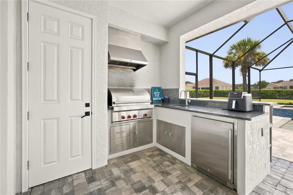 For Sale: $1,299,999 (4 beds, 3 baths, 3002 Square Feet)