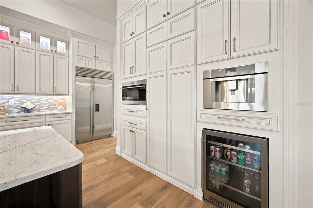 For Sale: $1,299,999 (4 beds, 3 baths, 3002 Square Feet)
